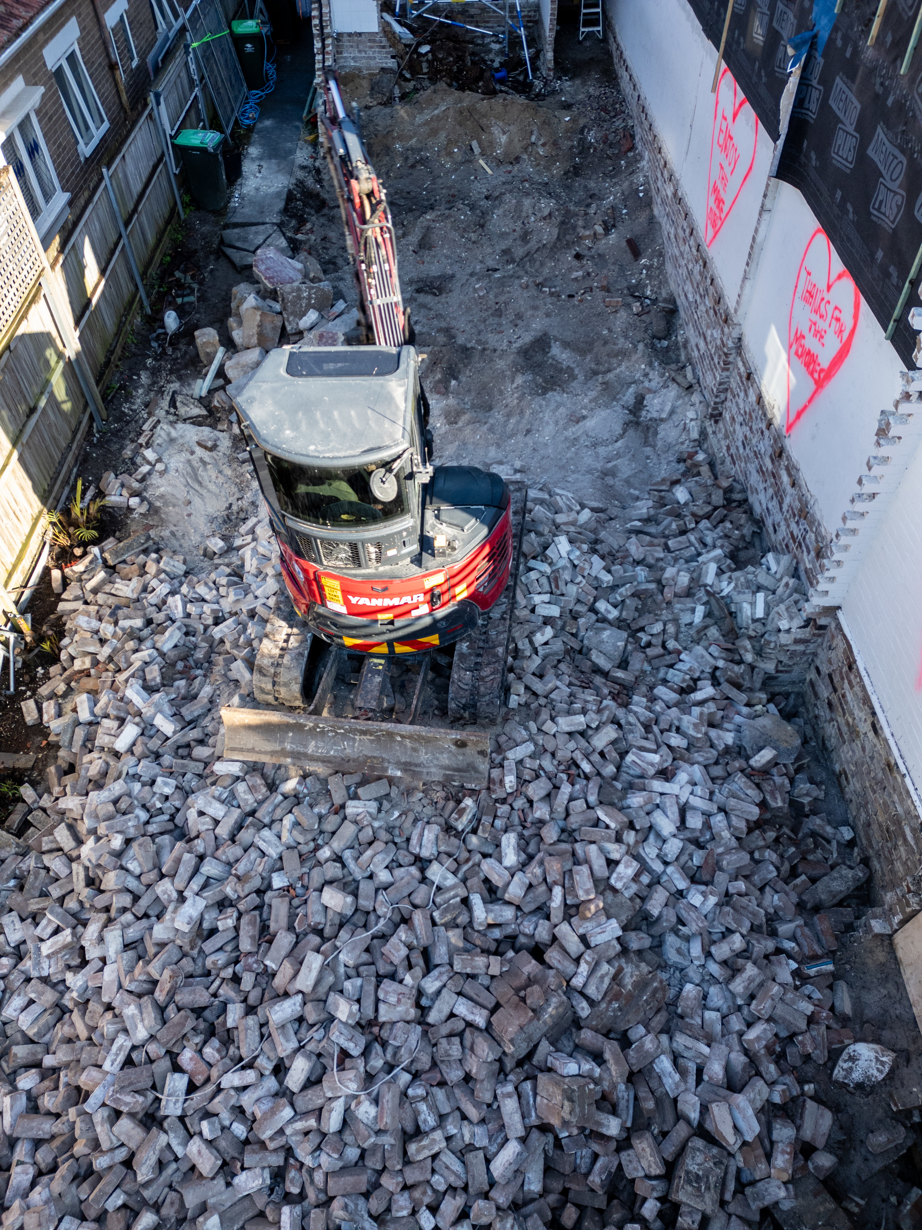 Clovelly demolition project image 4 by Elite Demolition Sydney