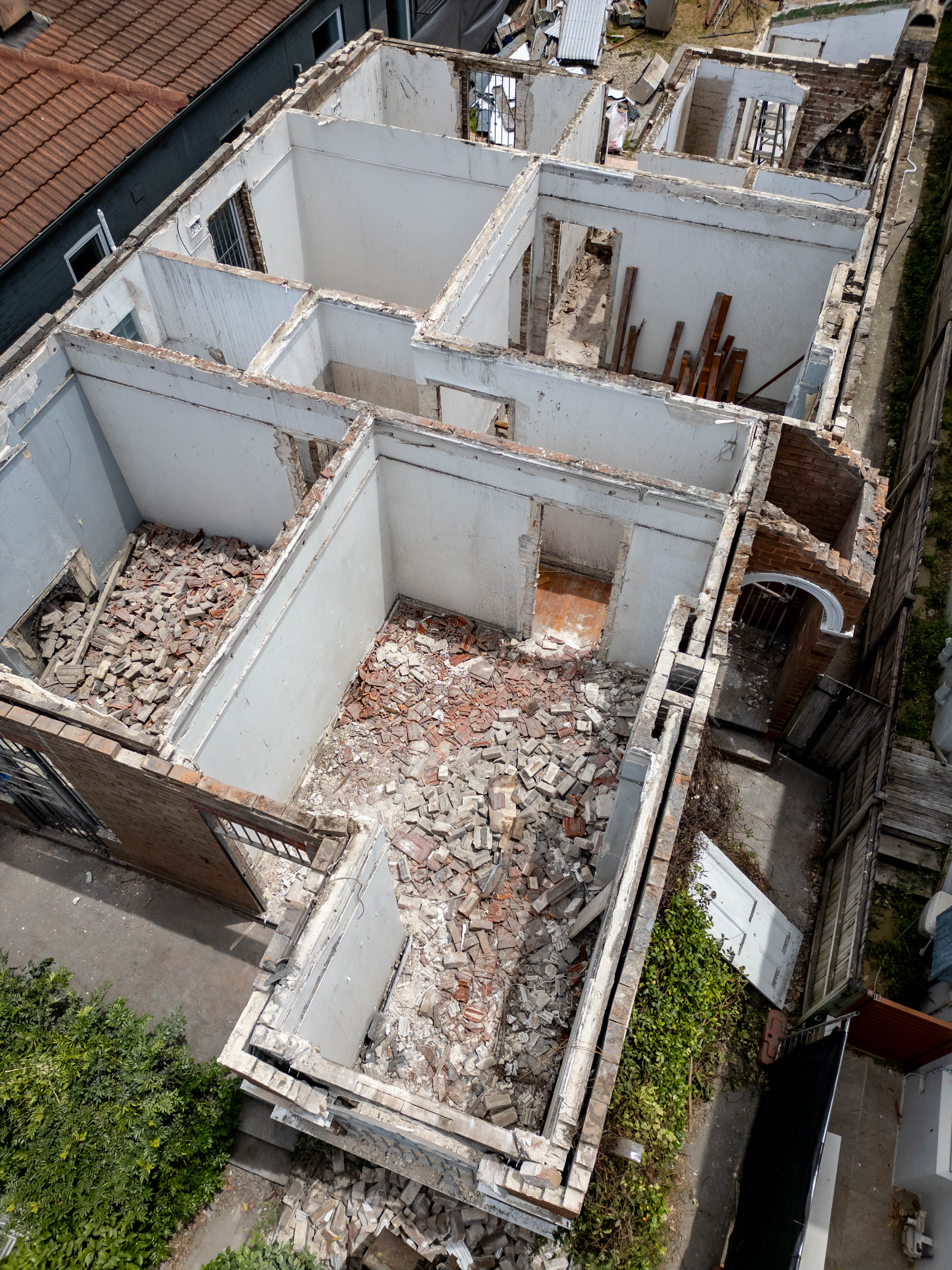 Bondi - Ocean Street demolition project image 2 by Elite Demolition Sydney